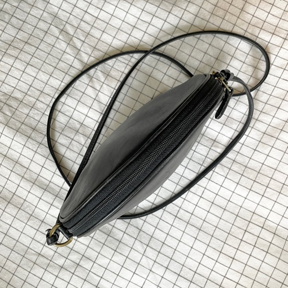 Vintage 1980s Coach Minetta Zip black purse - Picture 4 of 6